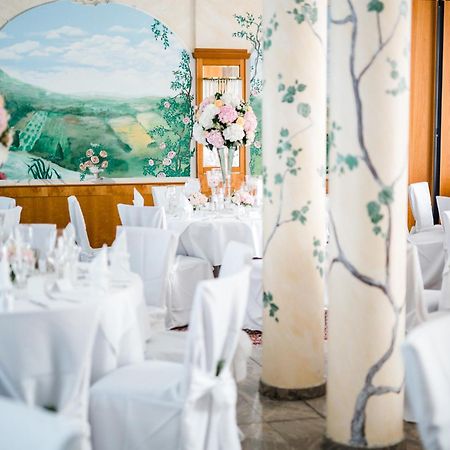 Hotel Restaurant Felix Bensheim Ngoại thất bức ảnh