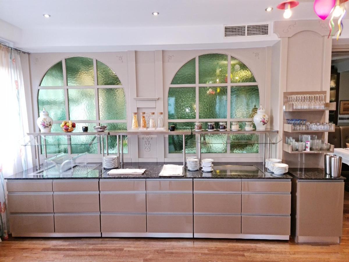 Hotel Restaurant Felix Bensheim Ngoại thất bức ảnh