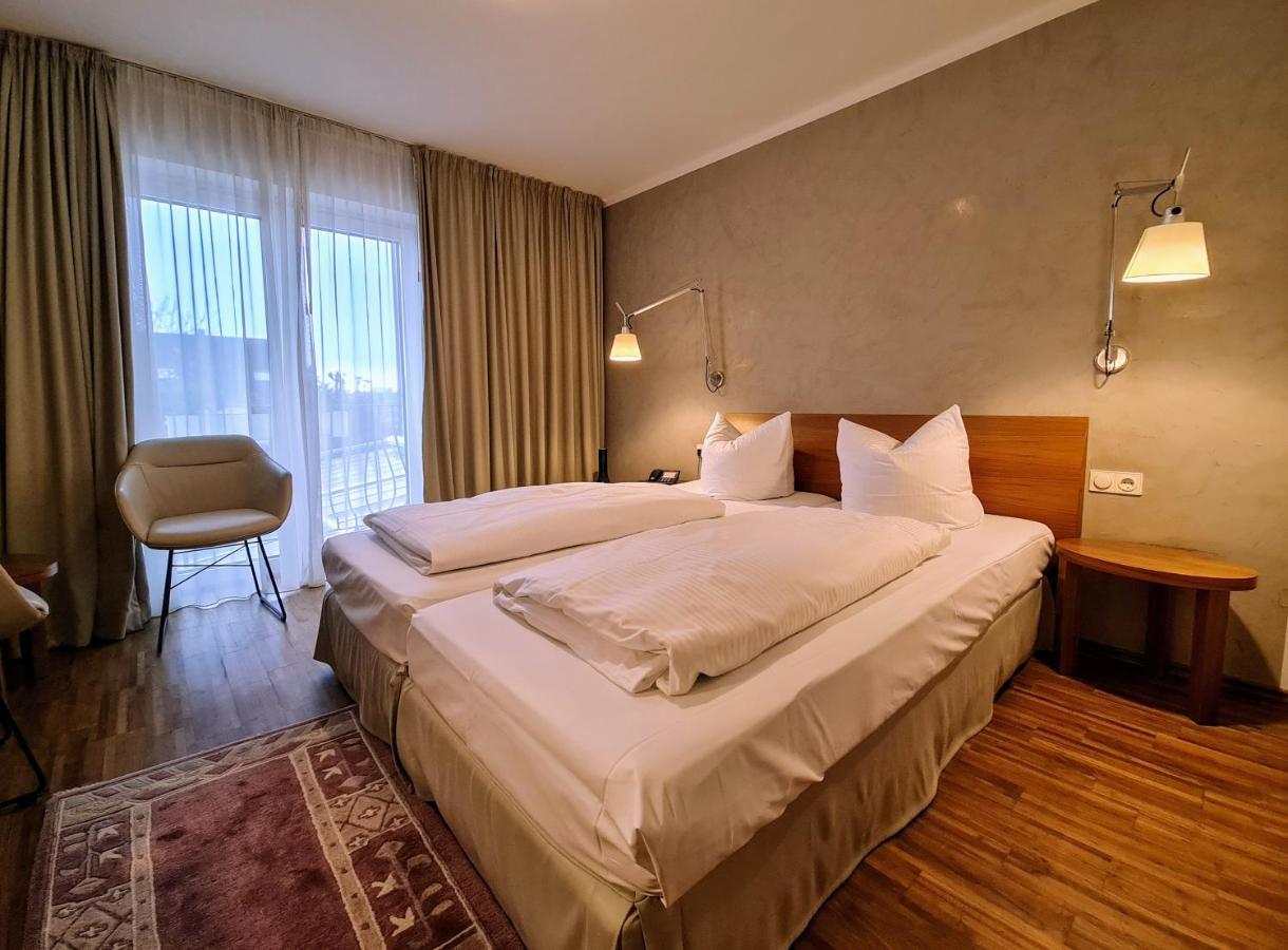 Hotel Restaurant Felix Bensheim Ngoại thất bức ảnh