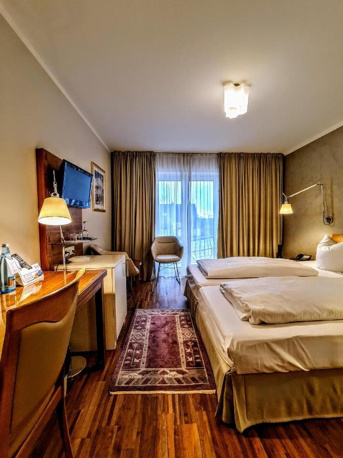 Hotel Restaurant Felix Bensheim Ngoại thất bức ảnh
