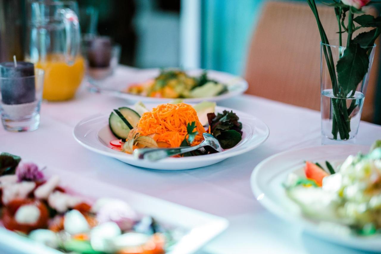Hotel Restaurant Felix Bensheim Ngoại thất bức ảnh